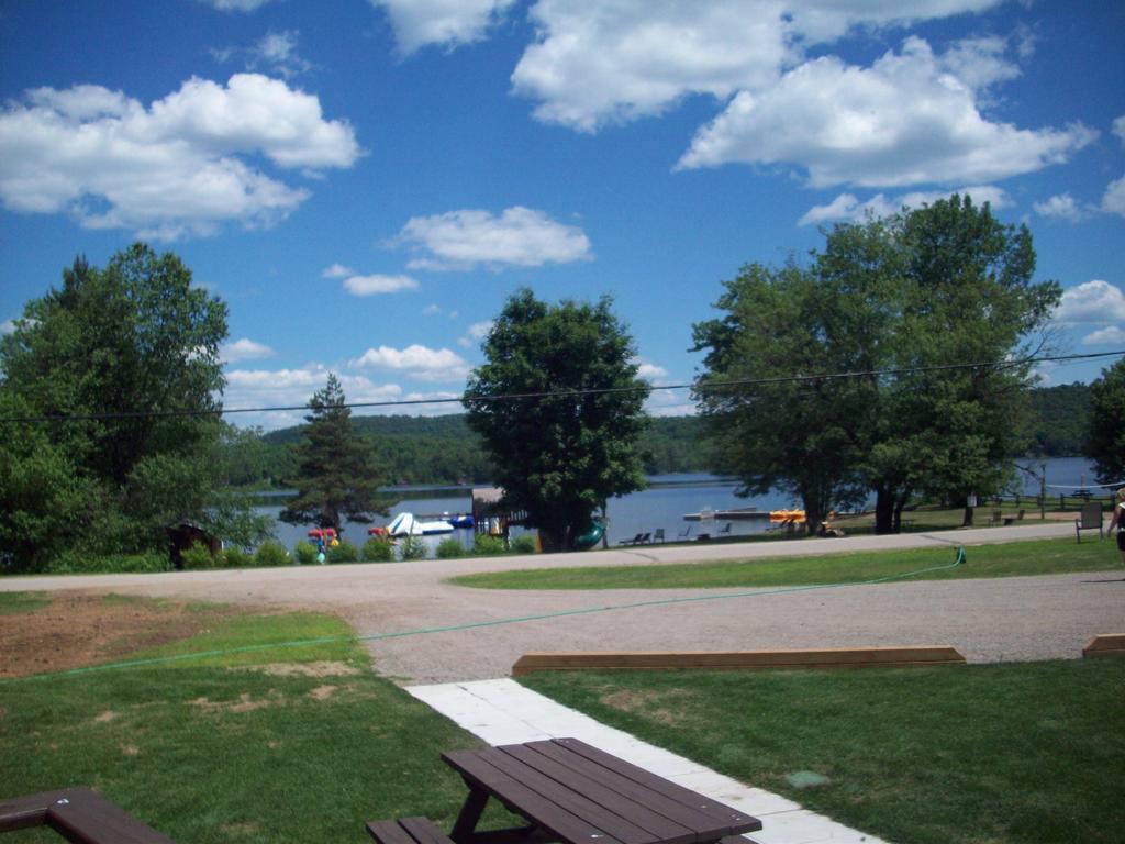 Lakewoods Cottage Oxtongue Lake Δωμάτιο φωτογραφία