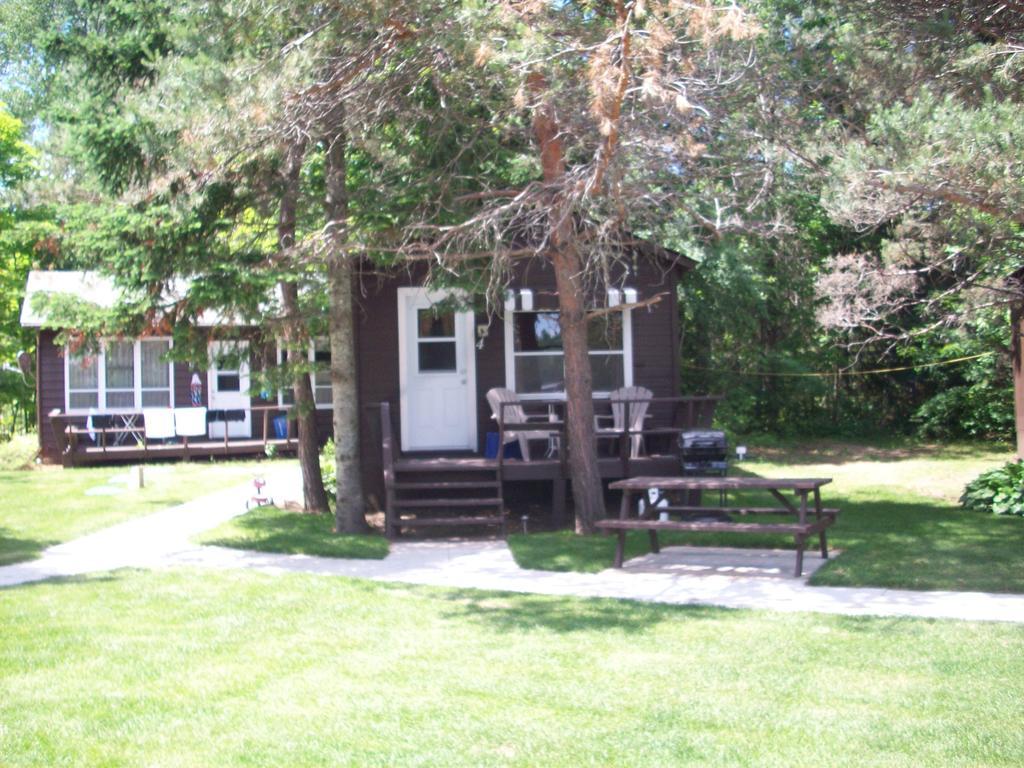 Lakewoods Cottage Oxtongue Lake Δωμάτιο φωτογραφία